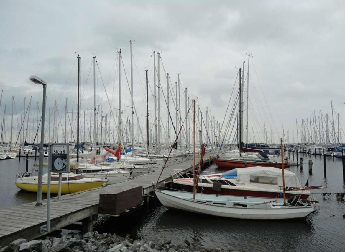Oase An Der Ostsee Mit 2 Schlafzimmern ハイリゲンハーフェン エクステリア 写真